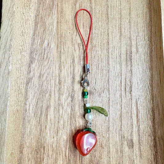 Cute strawberry leaf beaded kawaii phonecharm