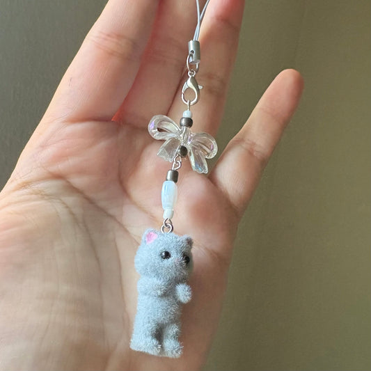 Fuzzy cat phonecharm ~ gray