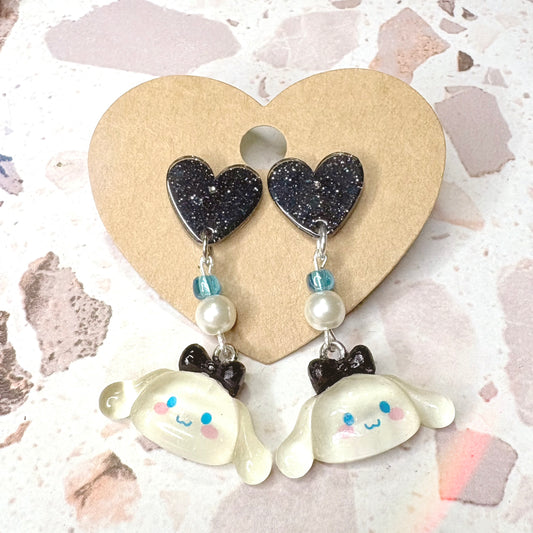 Cinnamoroll black heart earrings
