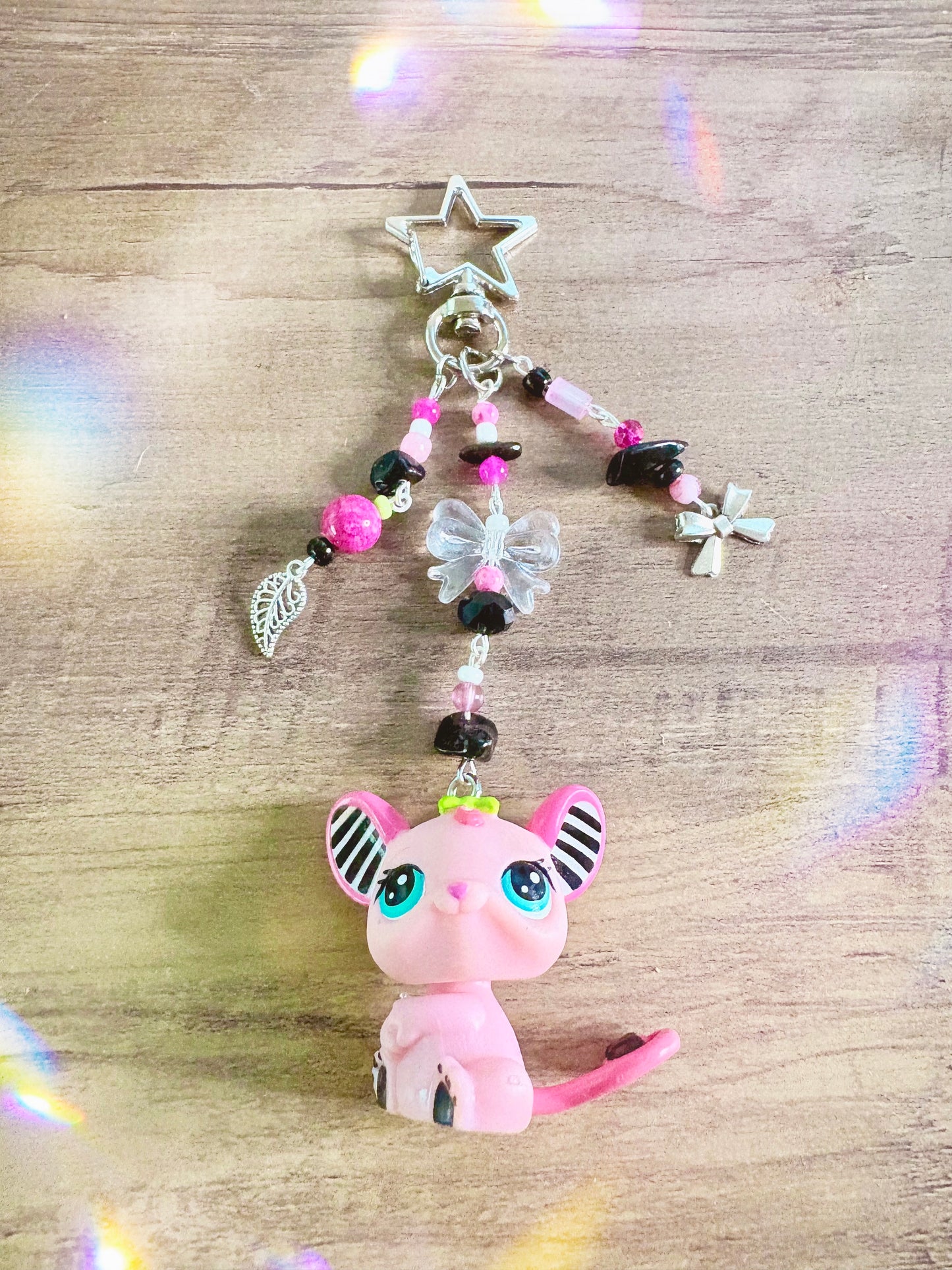 Handmade LPS Pink Y2K mouse Keychain: Beaded Charm