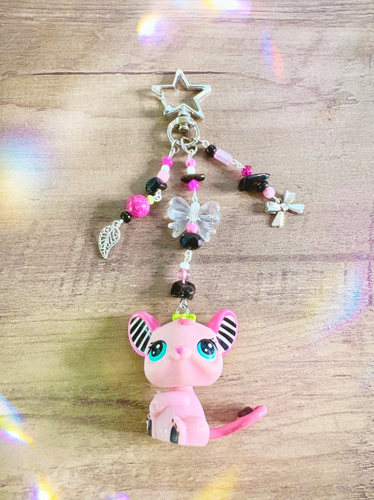 Handmade LPS Pink Y2K mouse Keychain: Beaded Charm