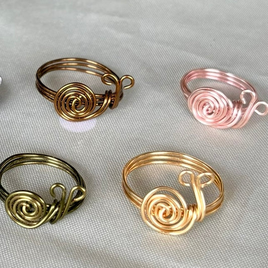 "Enchanted Snail" Spiral Wire wrapped Ring - Olive Green