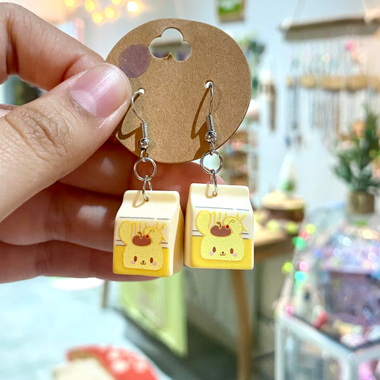 Pom Pom Purin Milk Earrings