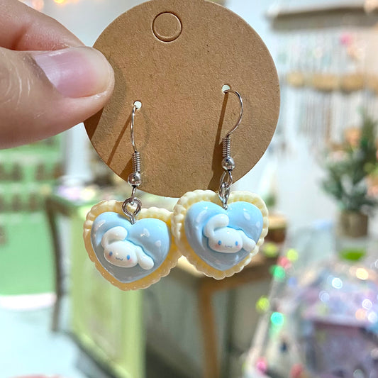 Cinnamoroll heart cookie Earrings